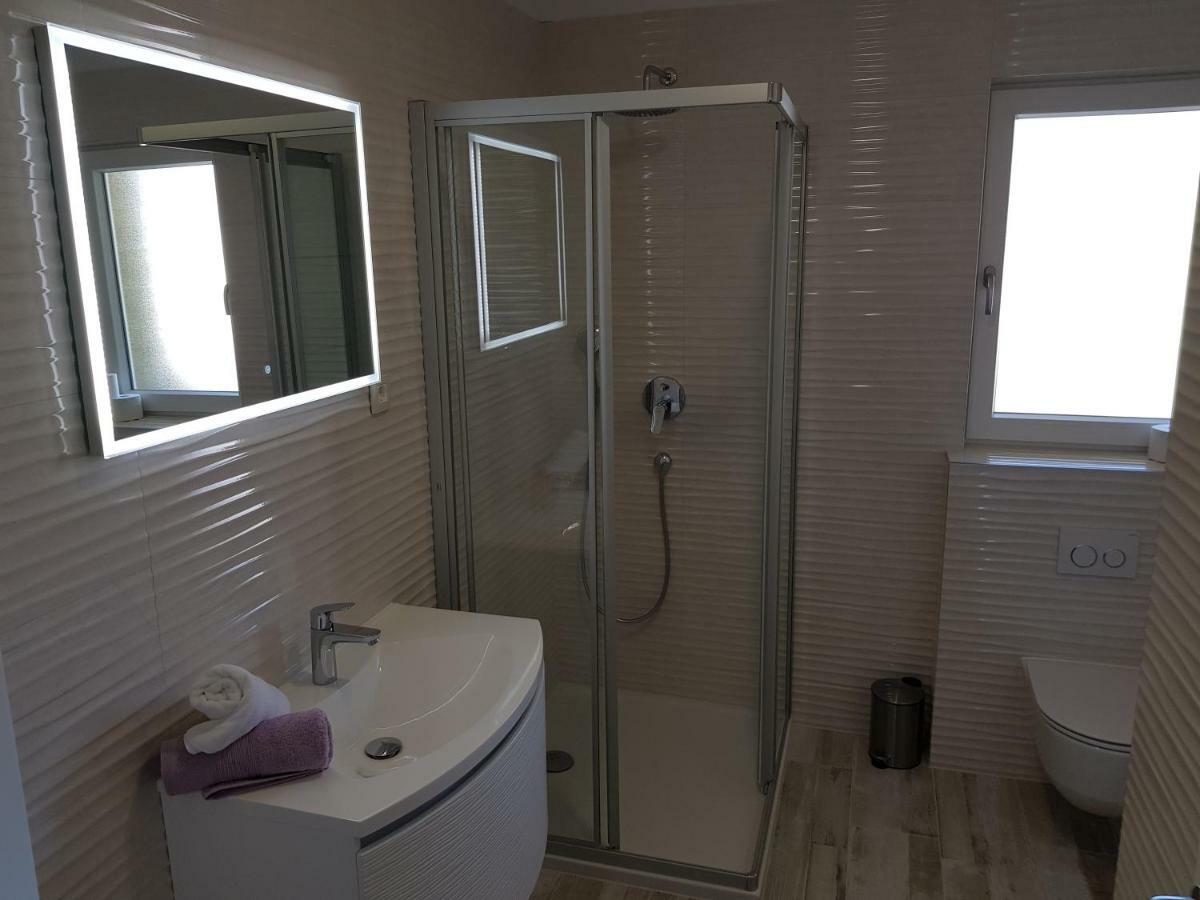 Apartmani Marella Donji Seget Exteriér fotografie