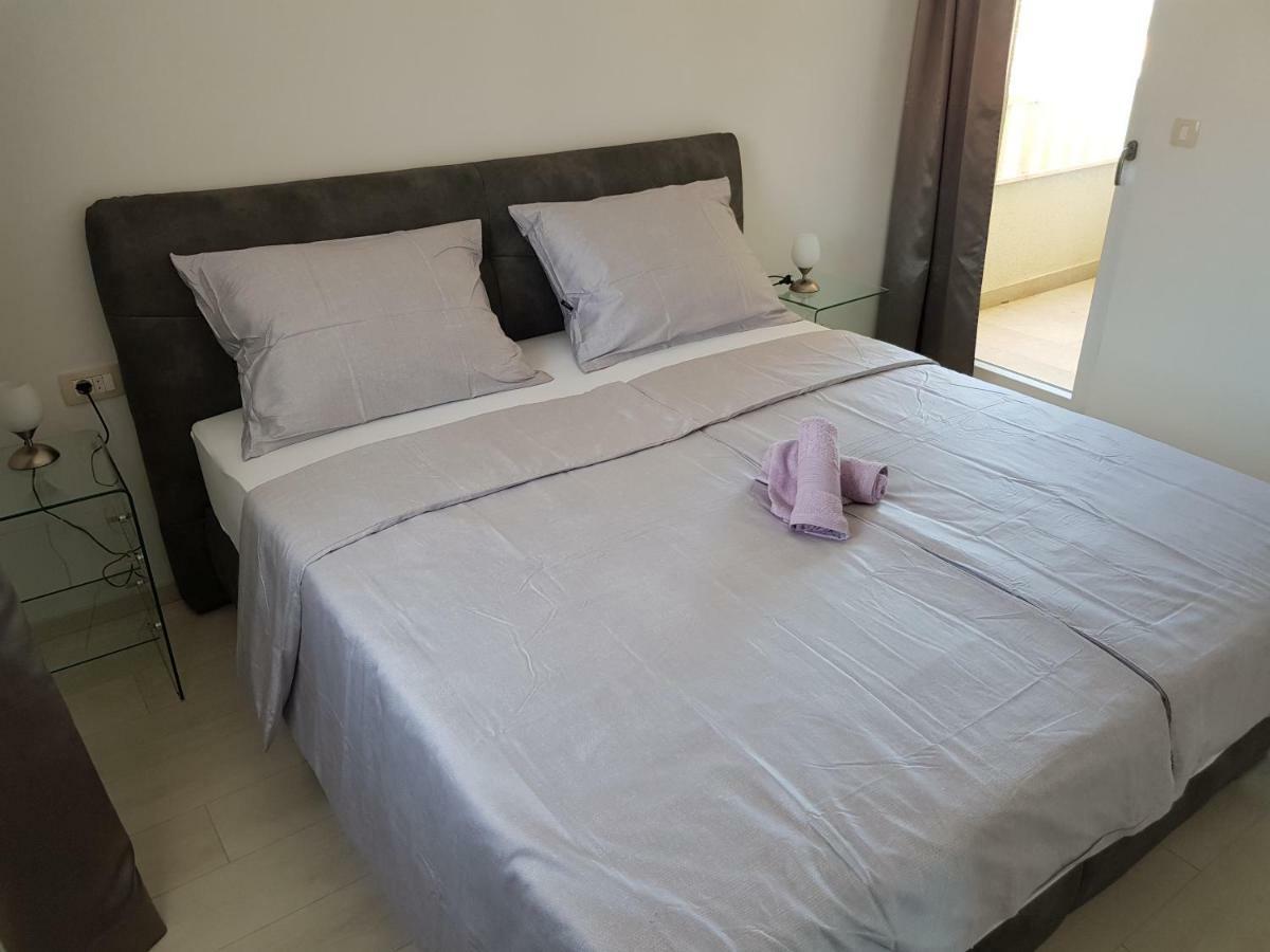 Apartmani Marella Donji Seget Exteriér fotografie