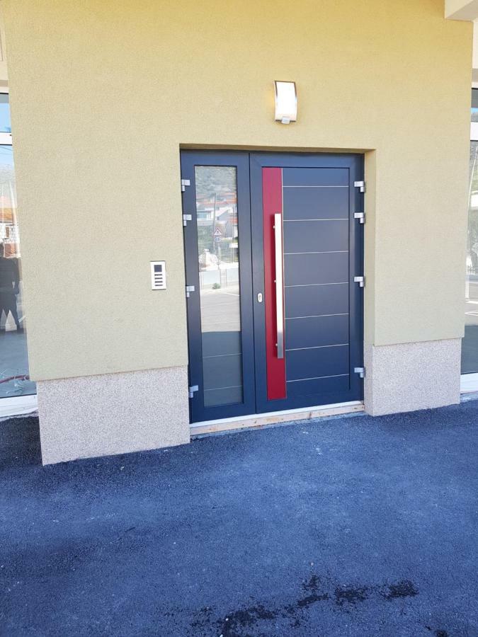 Apartmani Marella Donji Seget Exteriér fotografie