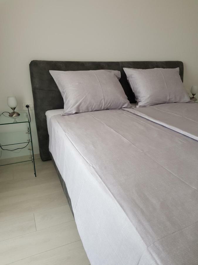 Apartmani Marella Donji Seget Exteriér fotografie